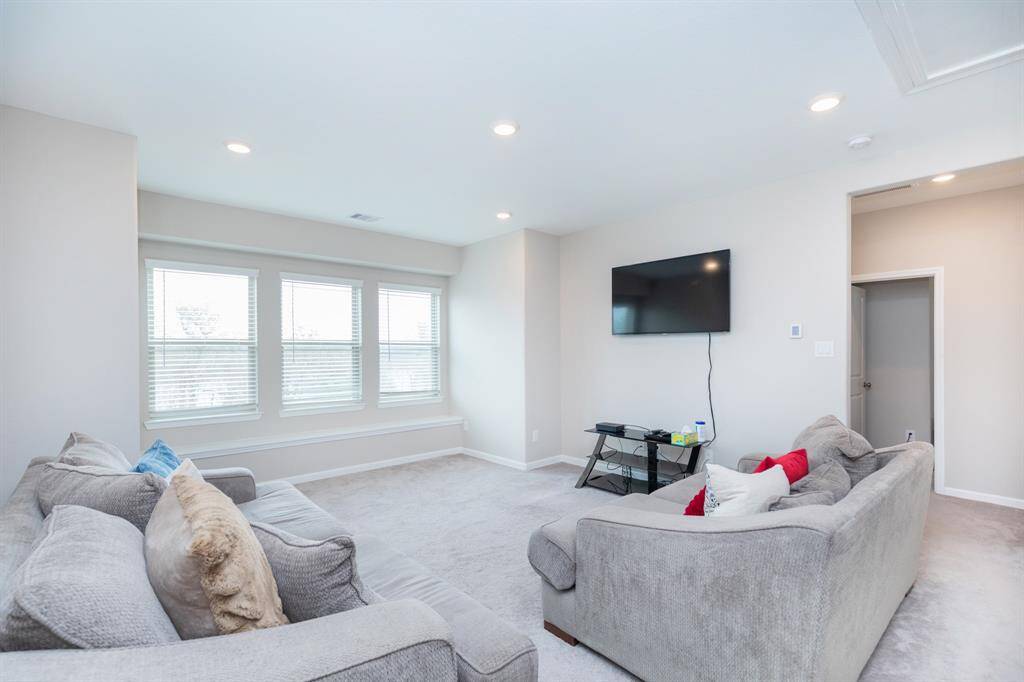 2nd living space
