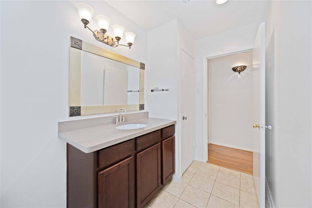 Guest bathroom