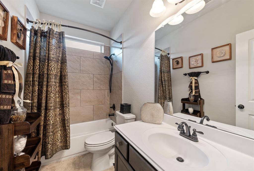 Secondary Bathroom down.