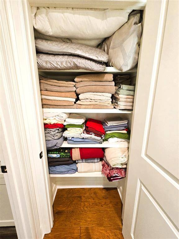 Nice closet here too