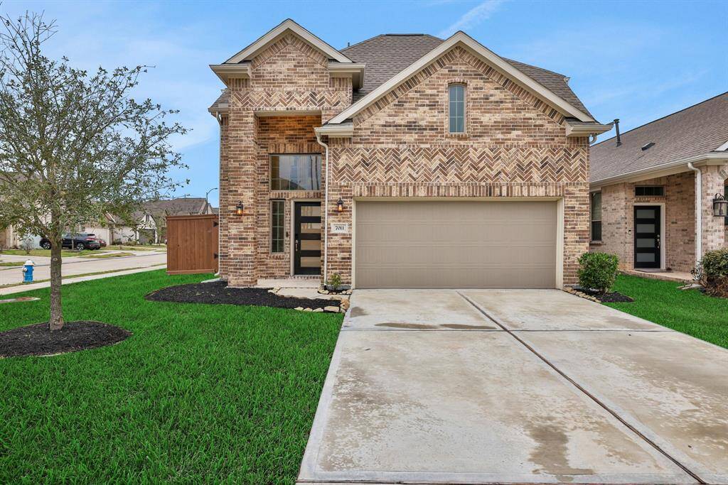 Welcome to 7011 Winterberry Glen Lane in the master planned community of Elyson. This fabulous 1.5 Story home is nestled on a corner lot.