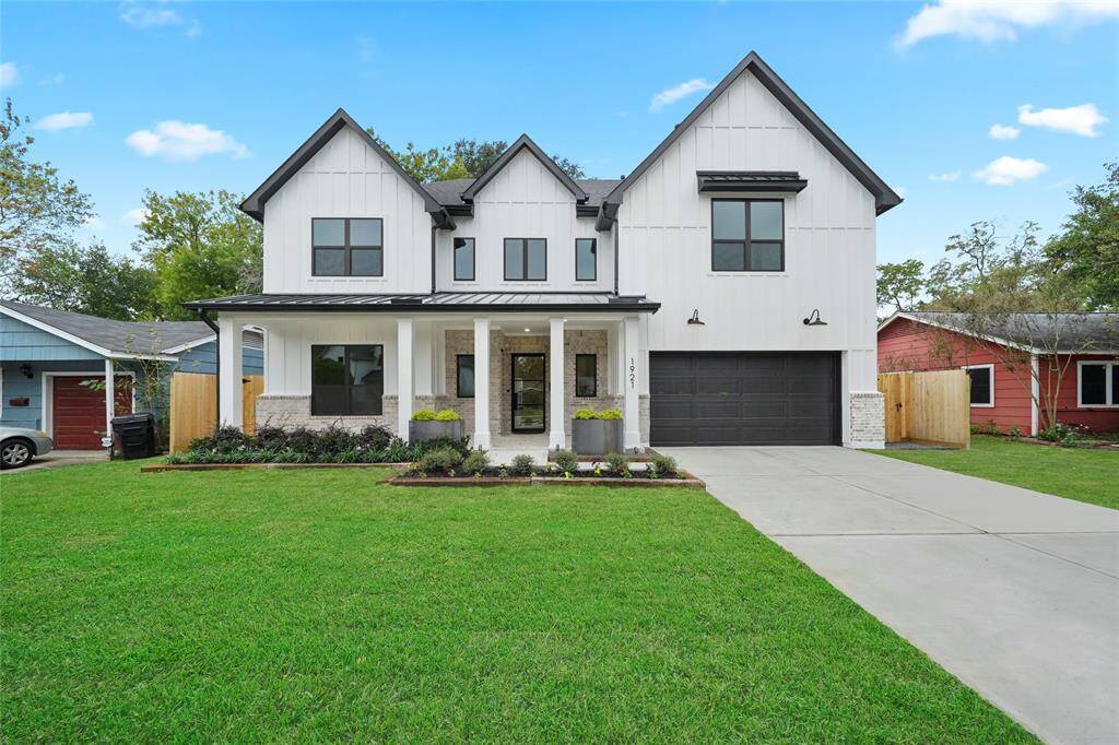 Example Photo of Builder's previously built homes.