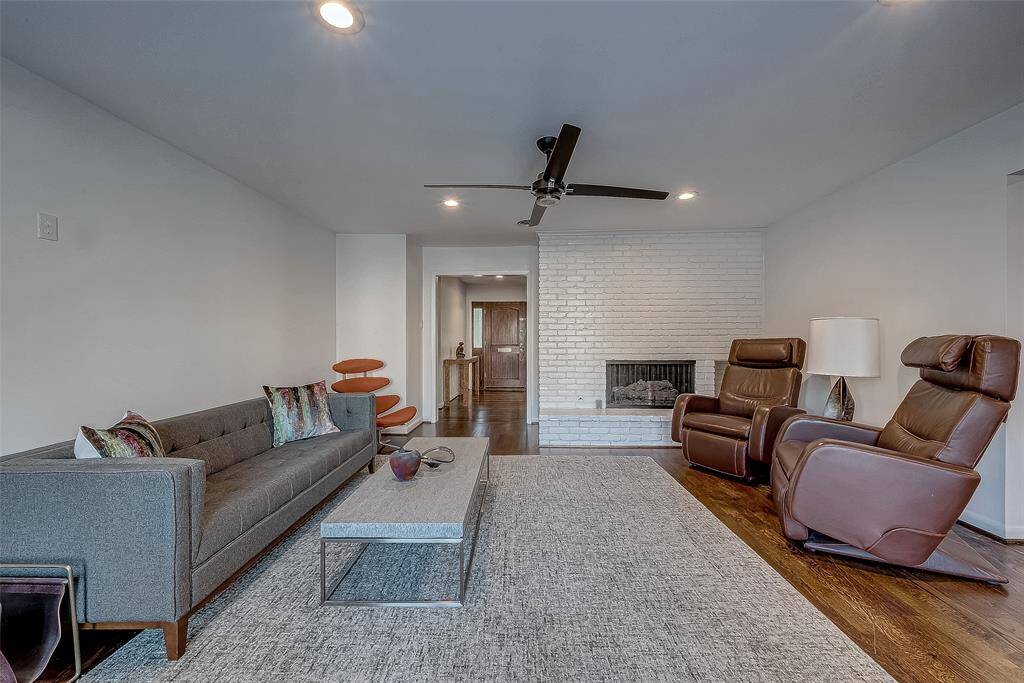 Another view of the Family Room