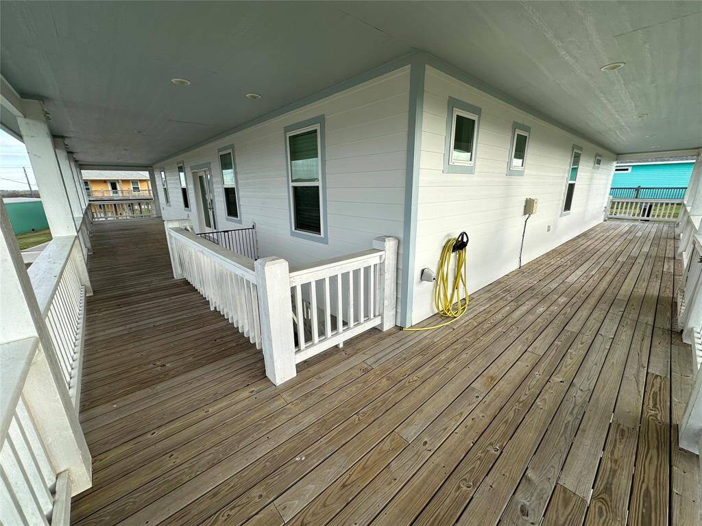 Wrap around deck