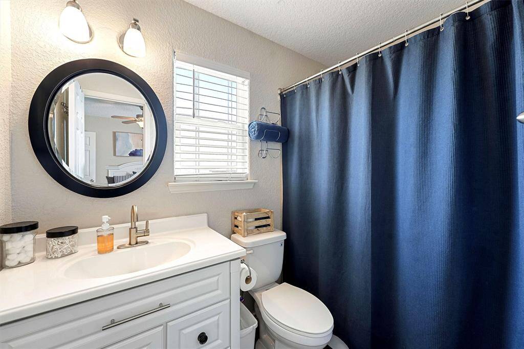 Junior suite with private bathroom.