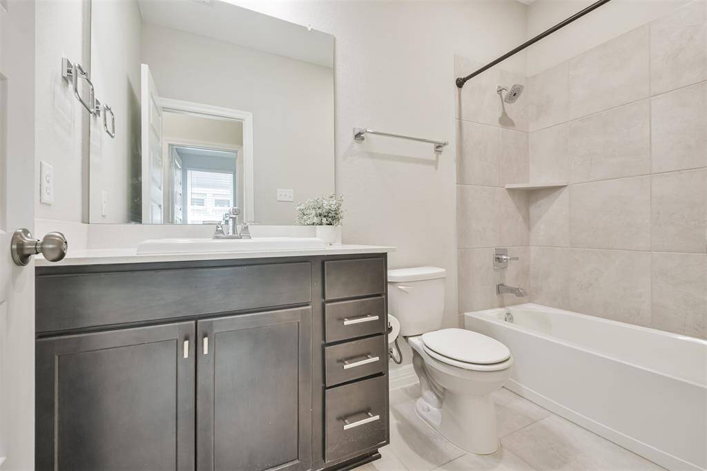 2nd secondary bath