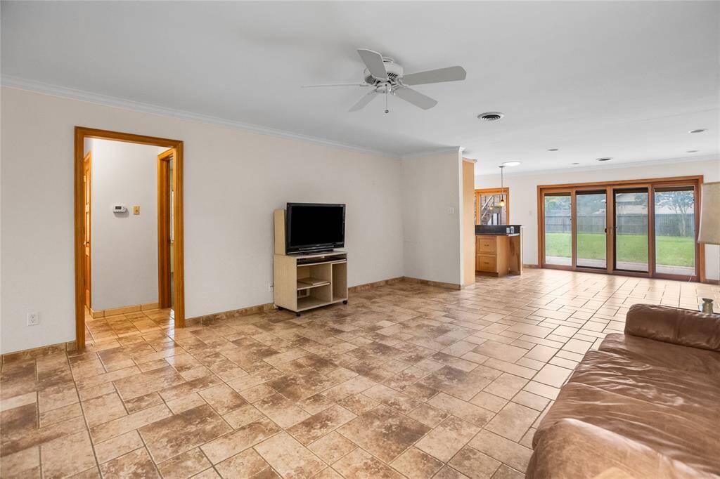 Open floor plan.