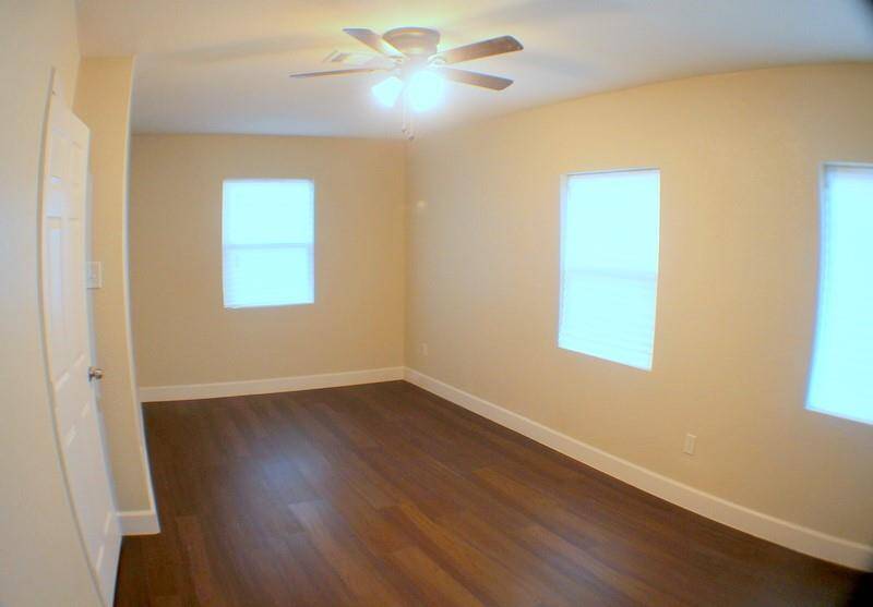 BACK BEDROOM