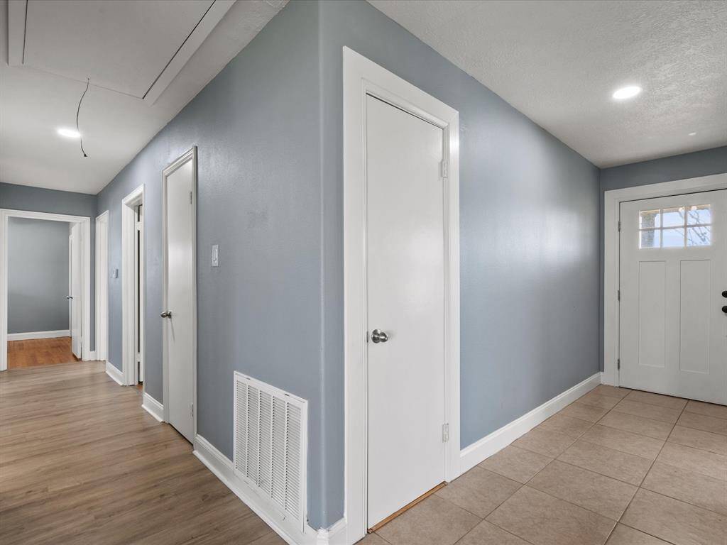 Entry to the home