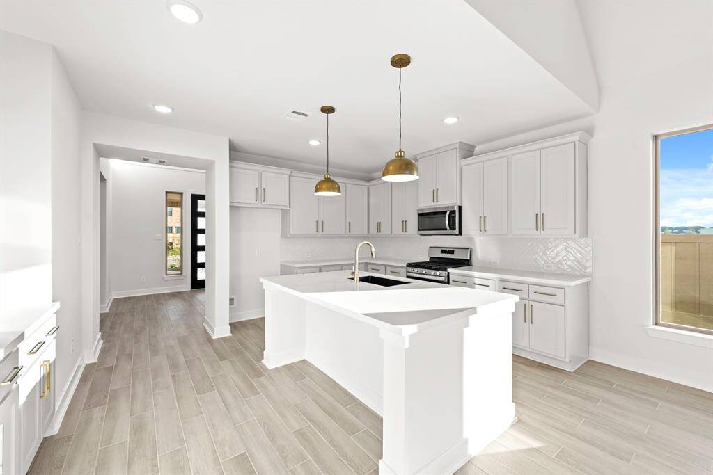 Representative photo. Home under construction. Design selections and colors may vary.