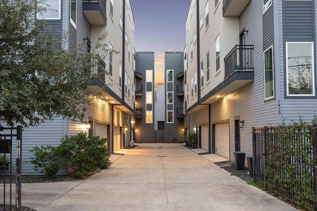 friendly neighborhood, non-designated guest street parking, wide drive-ways, garage can fit your large truck.
