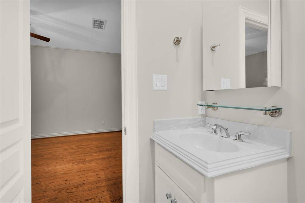 First Floor Secondary Bedroom with Full En-Suite Bath.