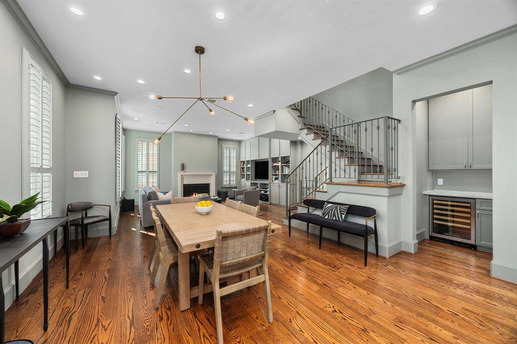 An entertainers dream floorplan.