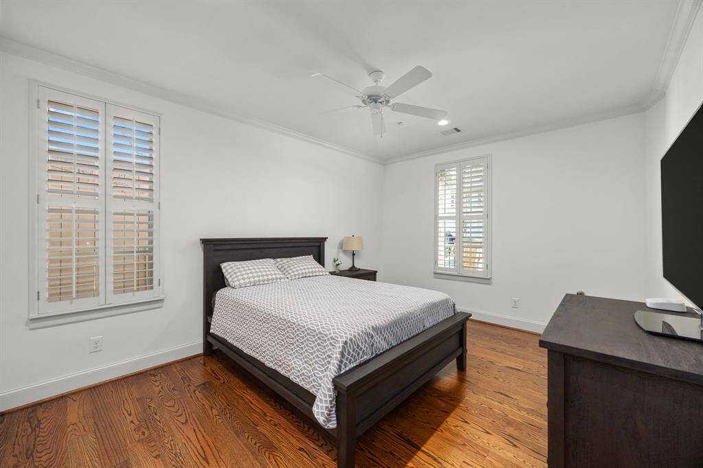 First floor guest bedroom.
