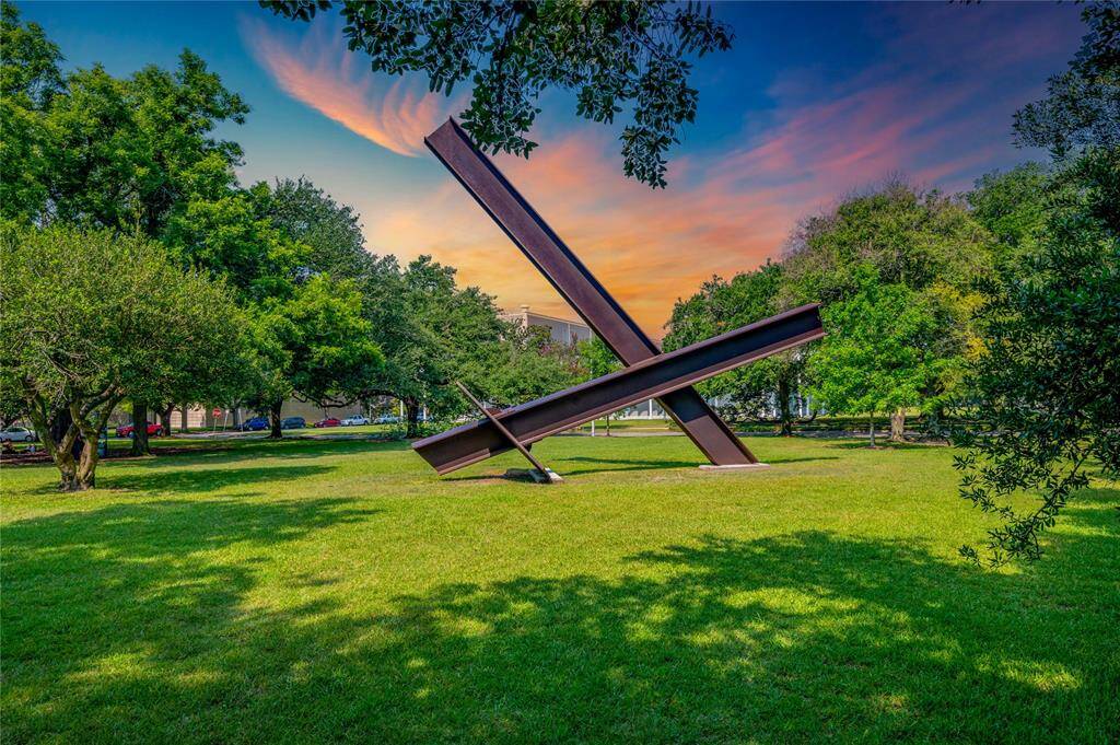 The Menil located in Montrose offers New Boutique Hotel & Restaurant.