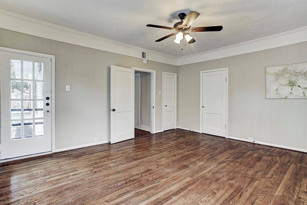 Relaxing views & Lots of privacy with exterior access to downstairs suite