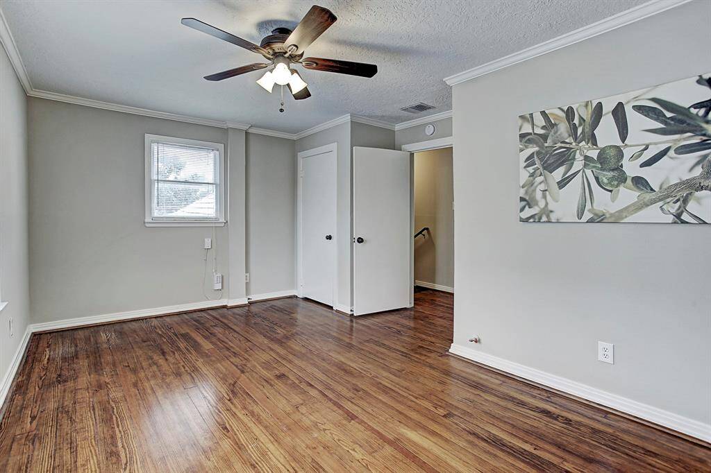 2 spacious Bedrooms up, updated light fixtures throughout
