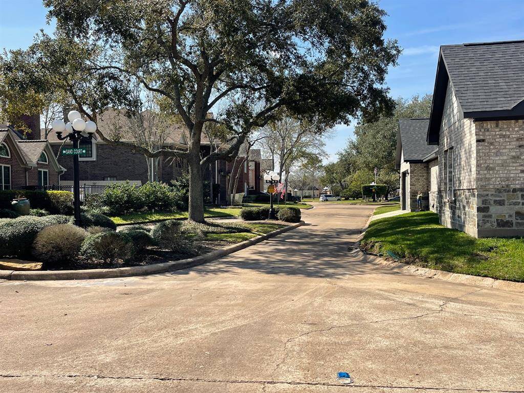 Neighborhood view from the entrance off Old South Drive.
