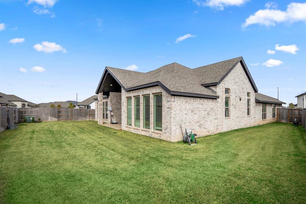 Plenty of green space to enjoy!