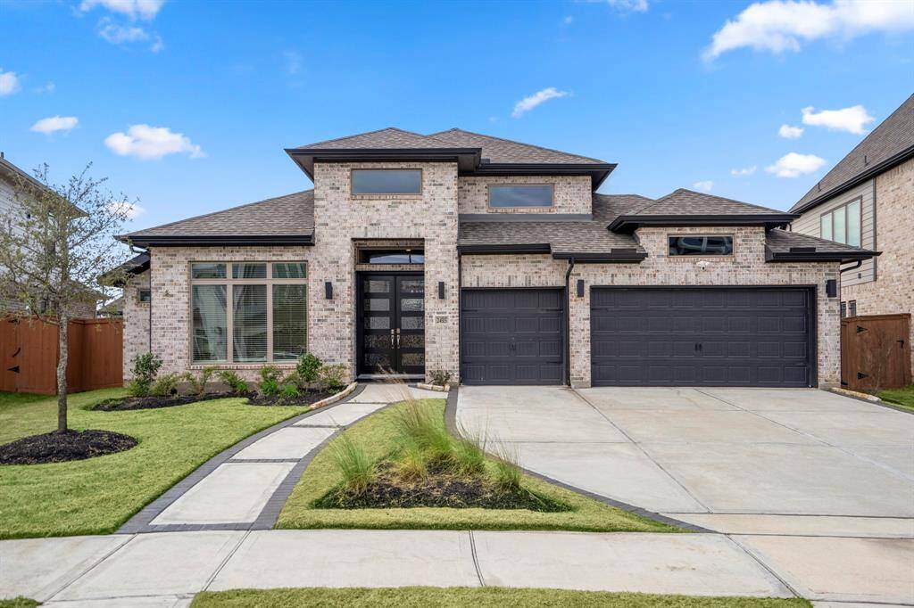 Schedule your private showing today!
