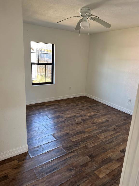 BEDROOM- BACK UNIT