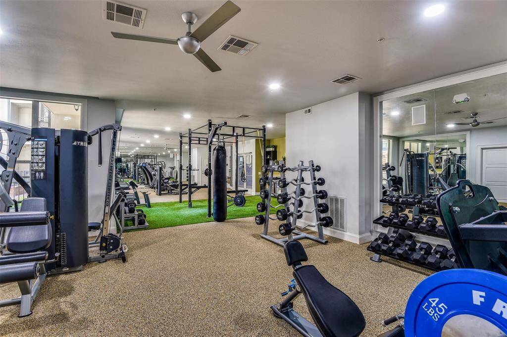 Shared amenities with La Maison across the street.