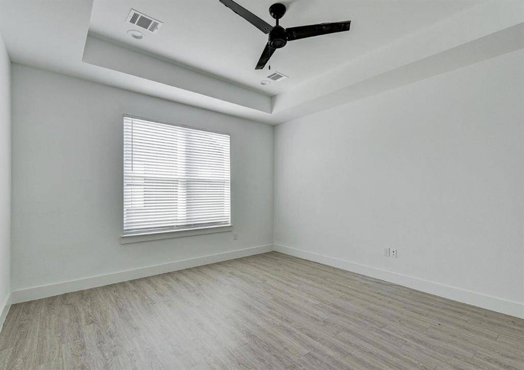 Photos depict a model home built on the same floor plan as the listed property. Variations may exist; visit in person for accurate details