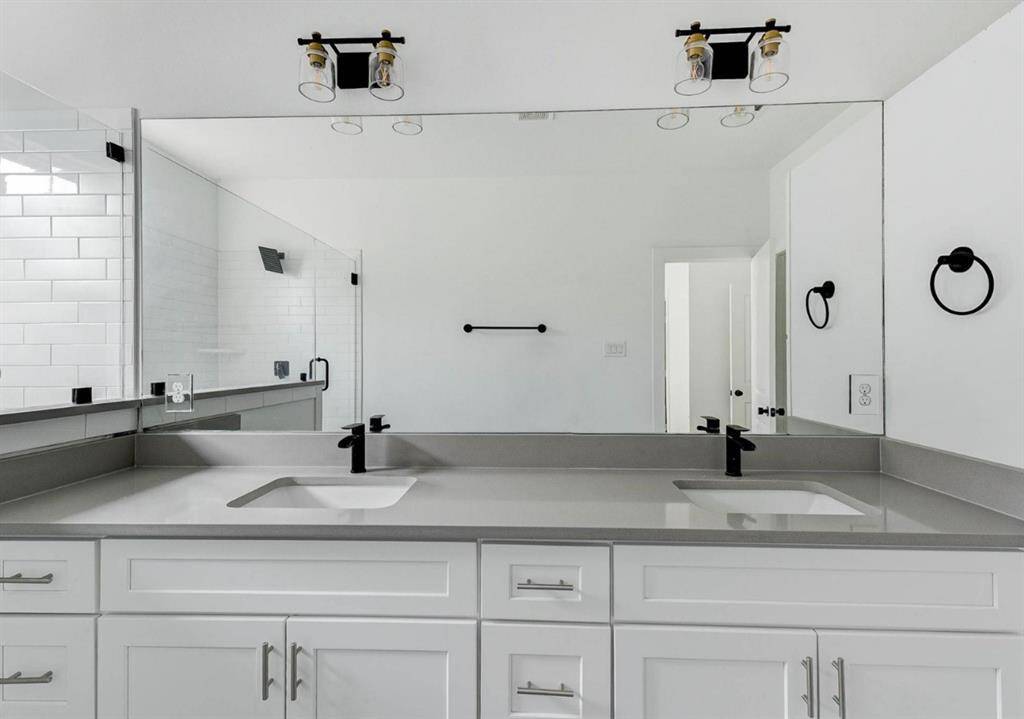 Photos depict a model home built on the same floor plan as the listed property. Variations may exist; visit in person for accurate details