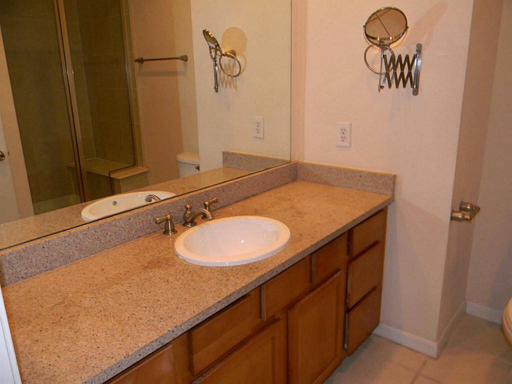 Master bathroom.