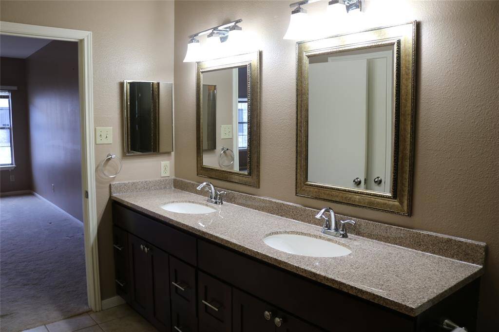 Dual Sinks Primary