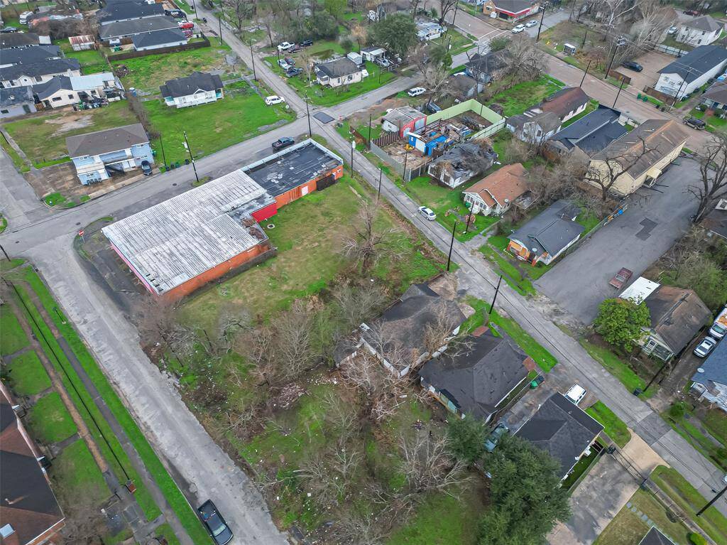 This view highlights how the home sits on the lot, offering a clear sense of scale.