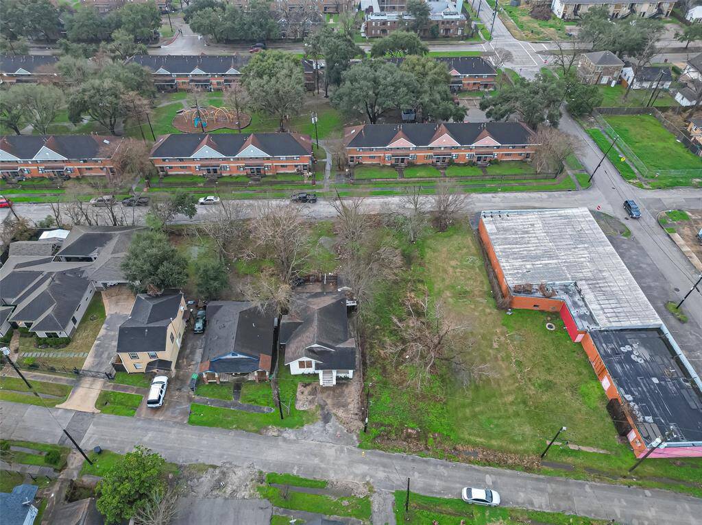 This view provides a strong perspective on the space available for outdoor additions or landscaping.