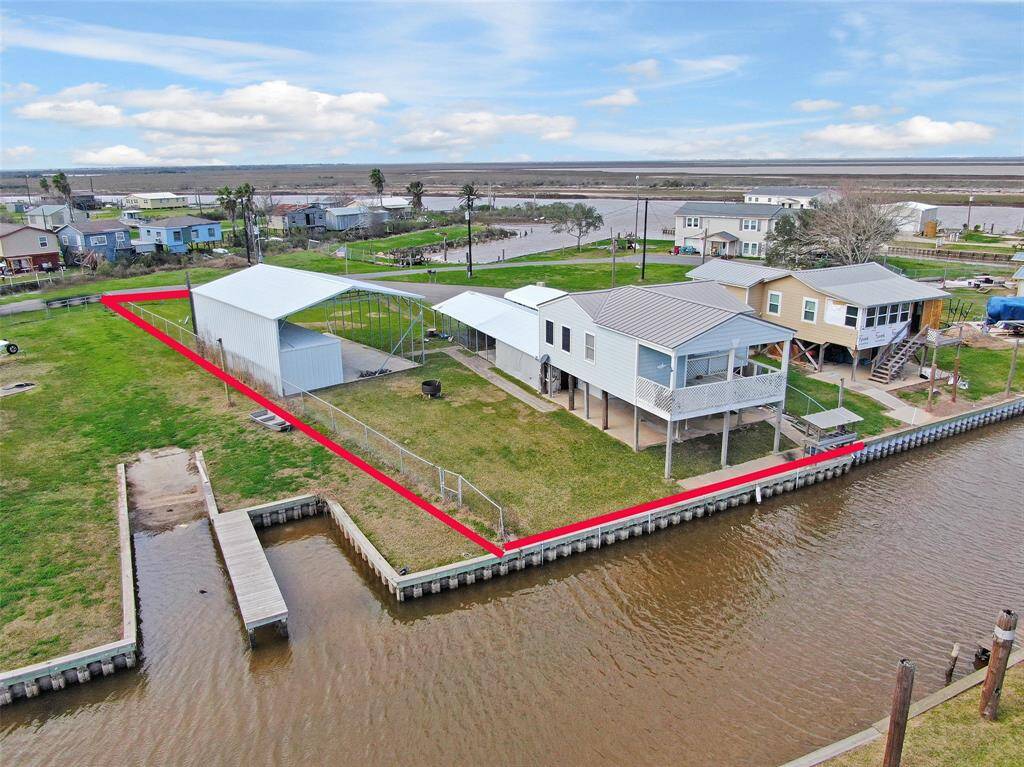 Approximate property lines and the waterfront canal
