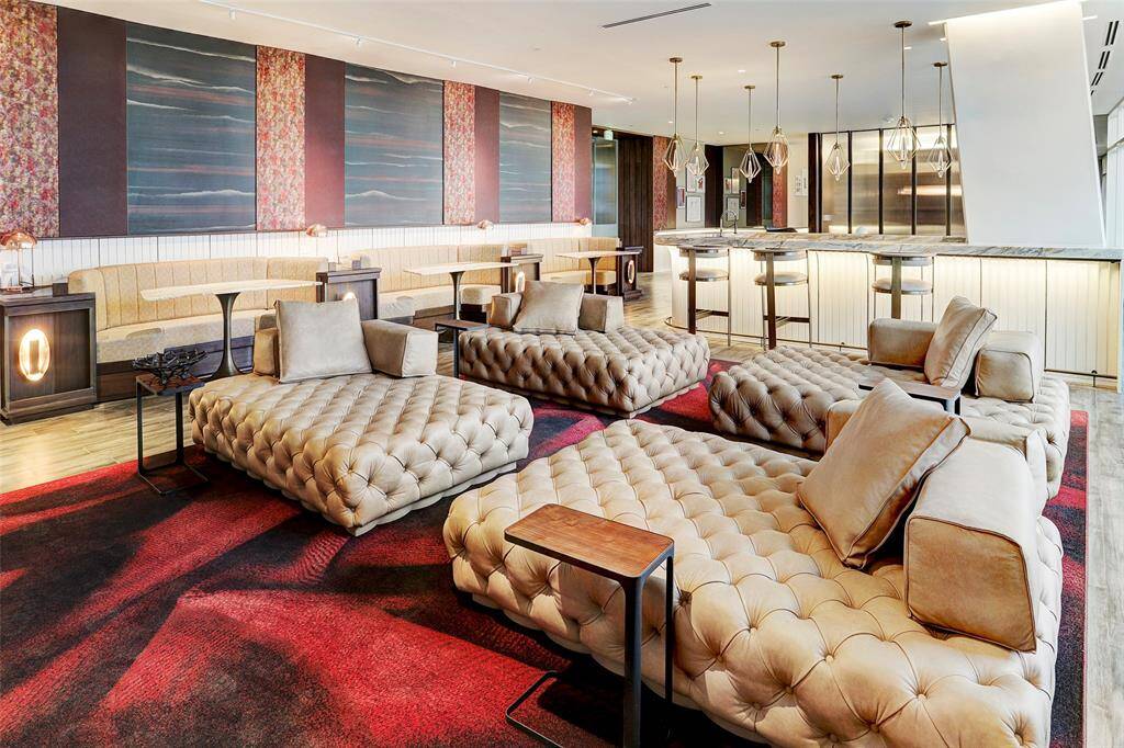 Wonderful lounge to host your events.