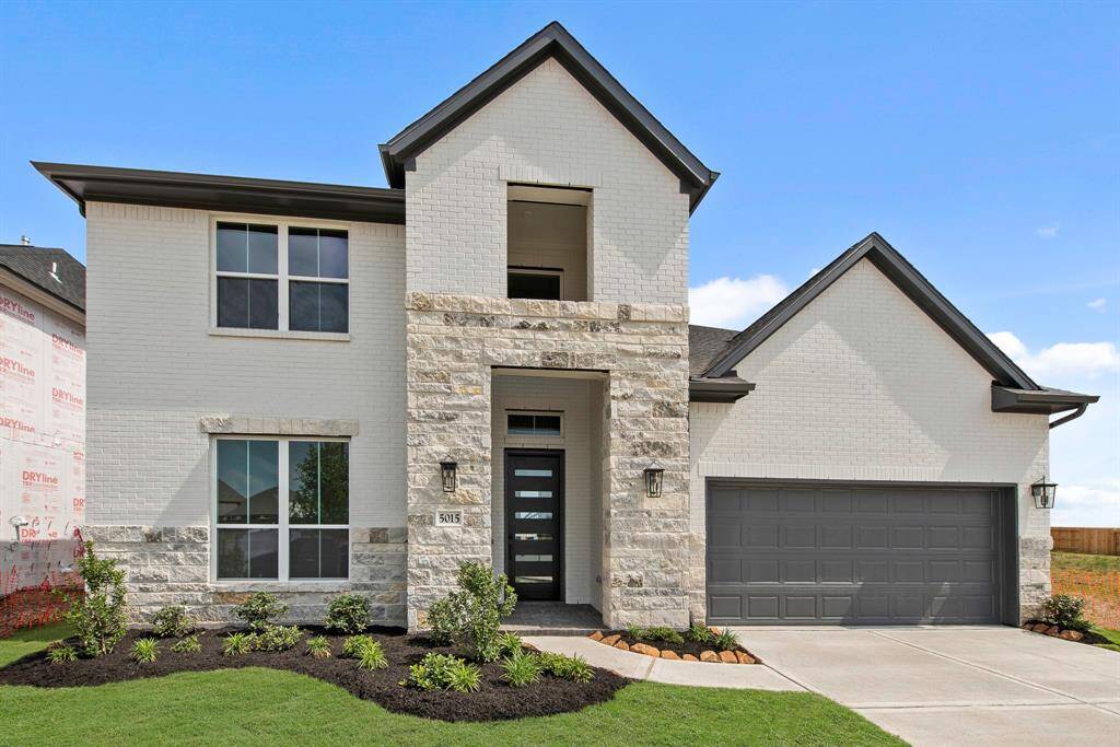 MOVE IN READY! Westin Homes NEW Construction (Wimberly II, Elevation A) Two Story. 4 bedrooms, 3.5 baths.