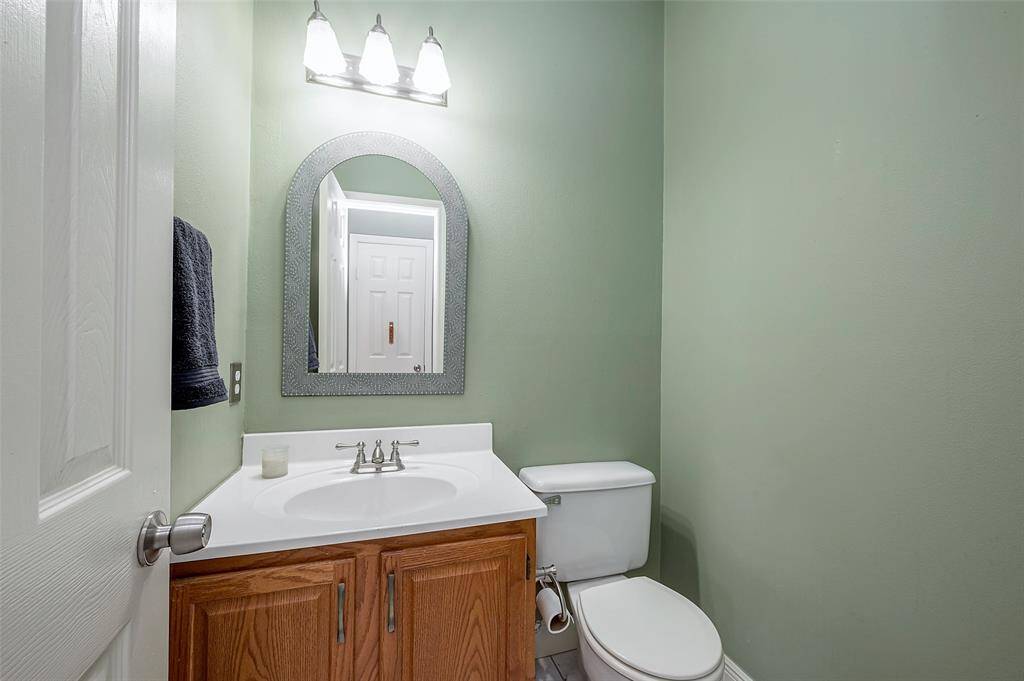 Downstairs half bath