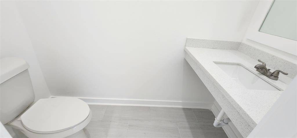 Powder room