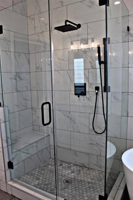 Primary Shower