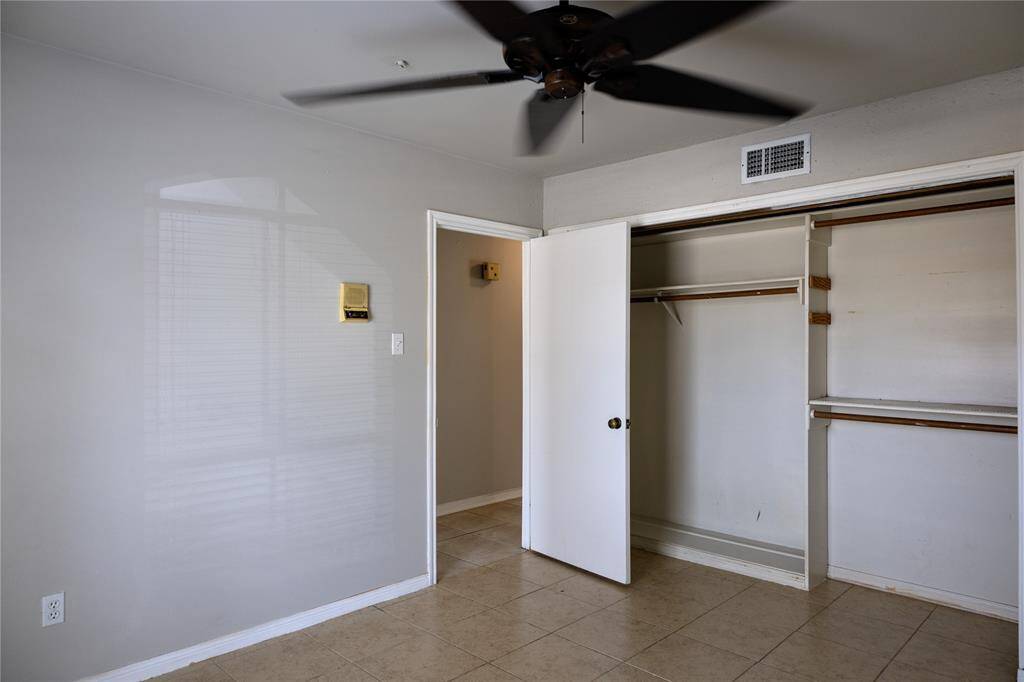 Bedroom #1