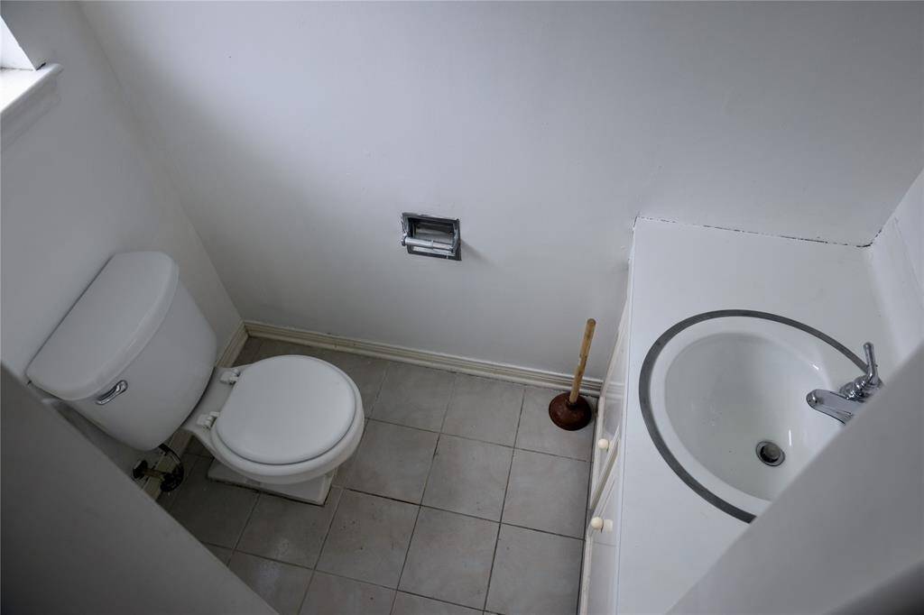 Half bathroom
