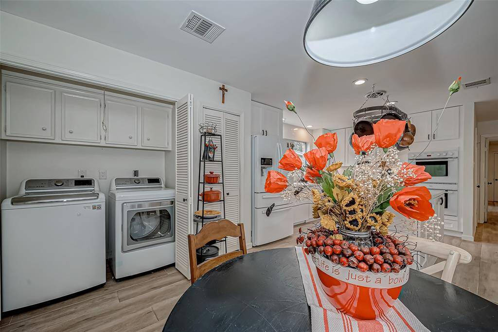 Laundry in kitchen/breakfast area