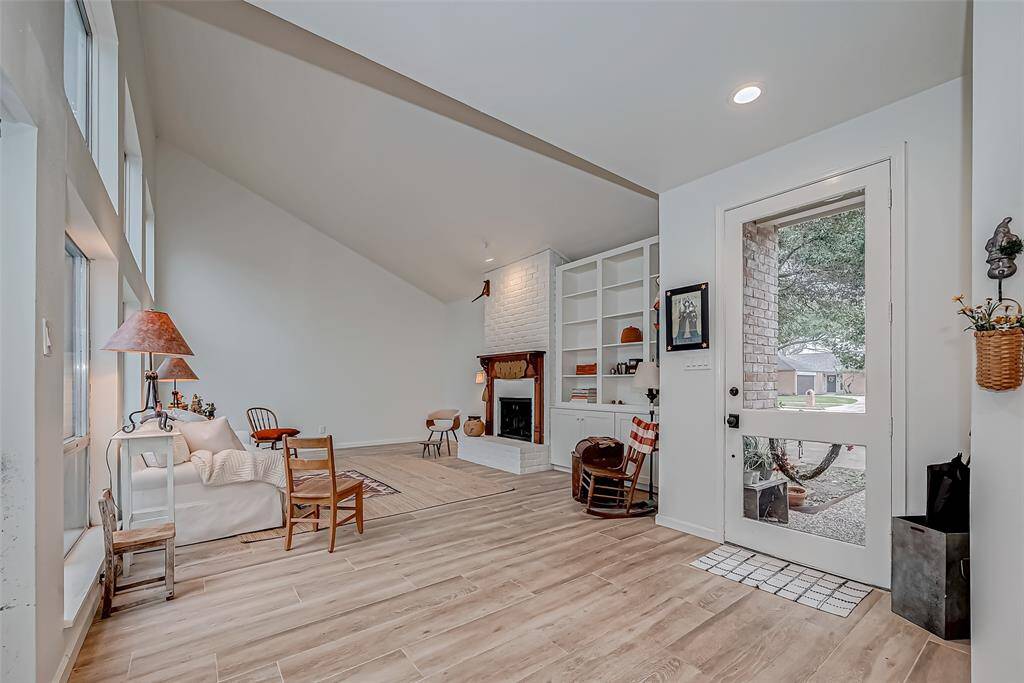 Family Room, light and bright with high ceiling.