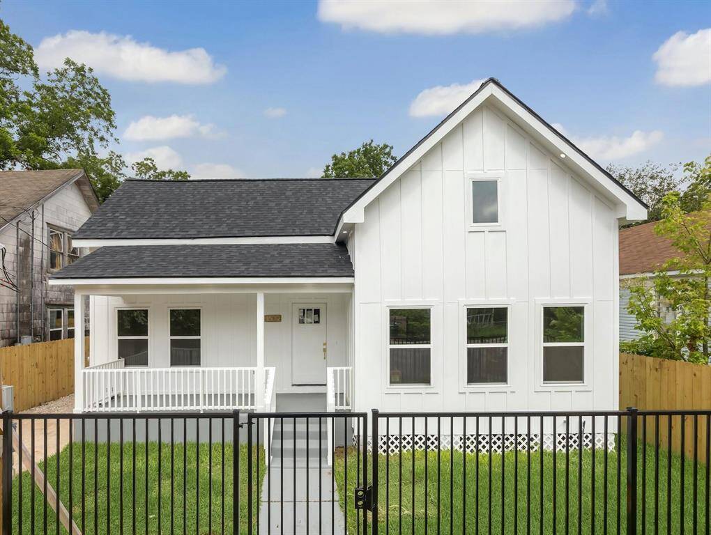 Welcome home to your modern farmhouse