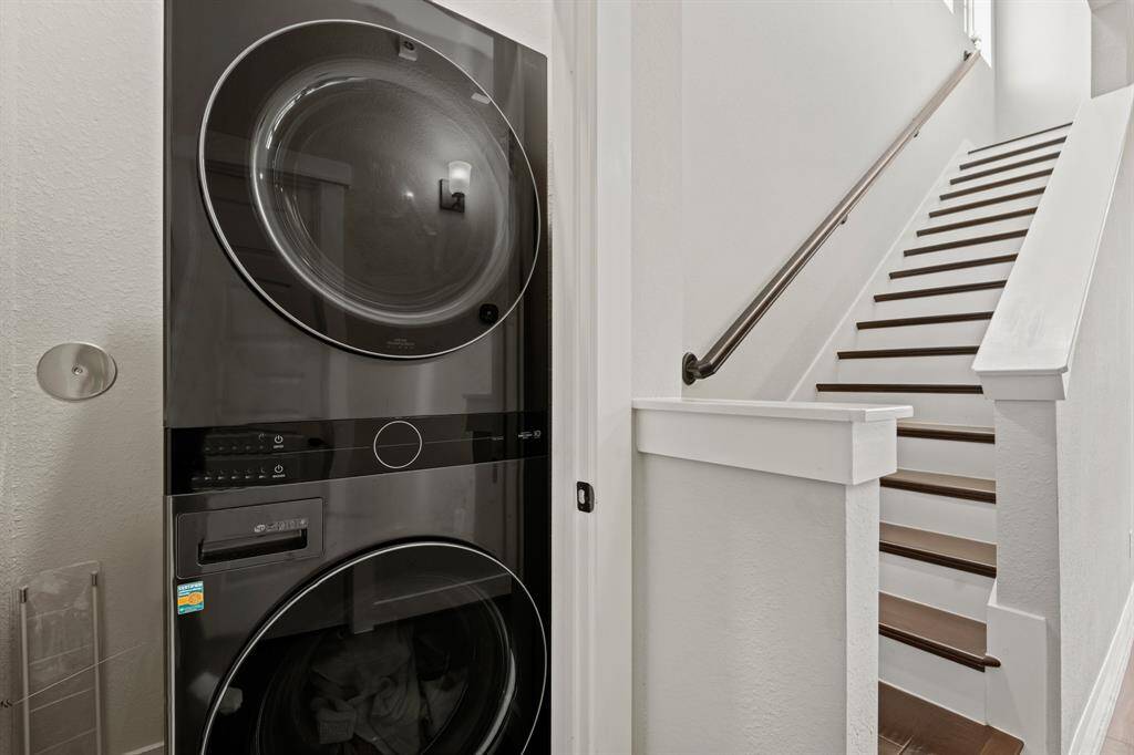 Second floor -Washer/dryer