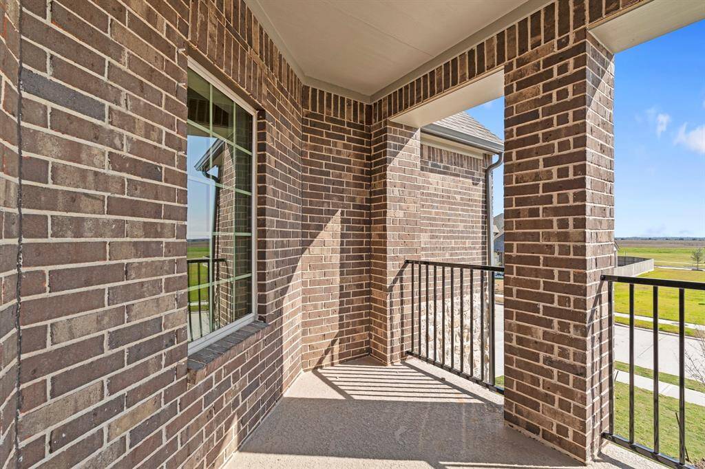 Refreshing balcony just off of the game room.