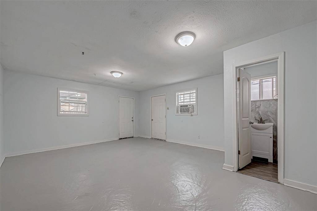 Virtually Staged, bonus room with half bathroom