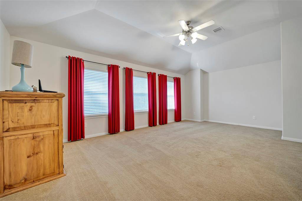 Upstairs Bonus Room