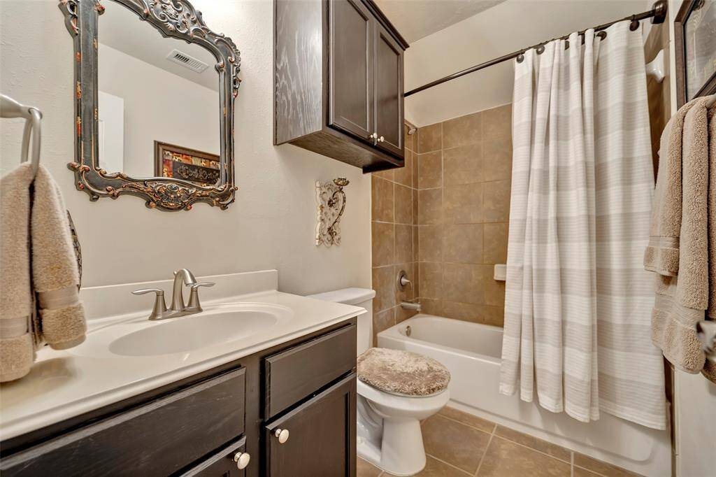 Secondary Bath
