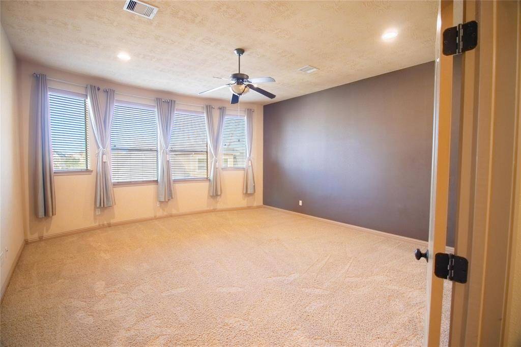 Game Room or 5th Bedroom