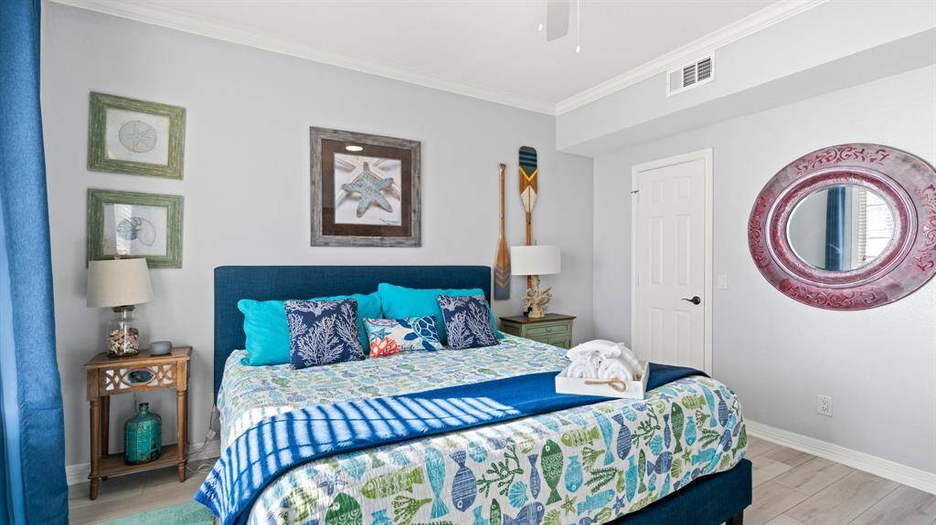 You are sure to get a good night's sleep in this lovely bedroom.